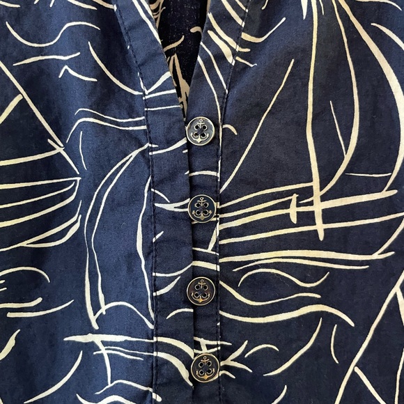 Blouse - Picture 4 of 11